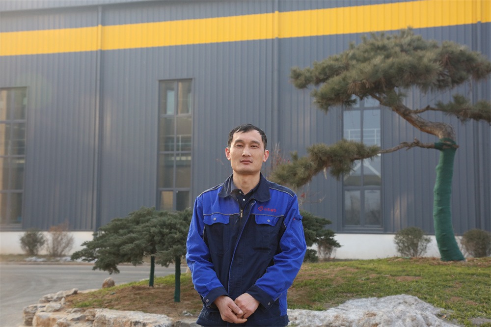 Excellent team leader of Shandong Yaohua production center